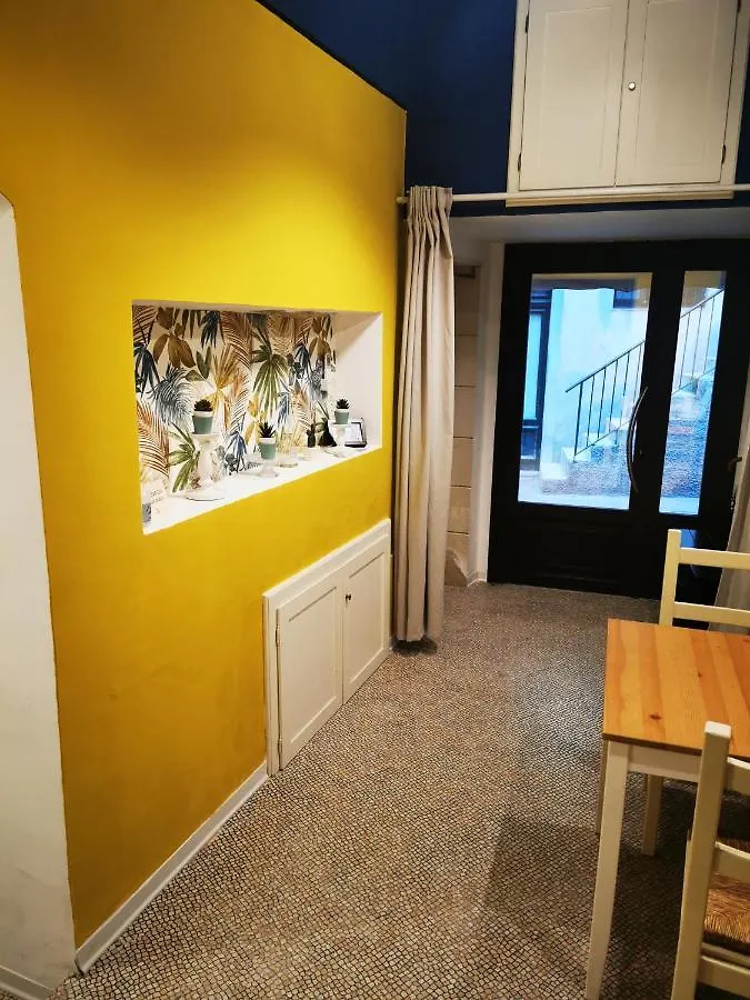 شقة تاورمينا  في Hp Apartament إيطاليا