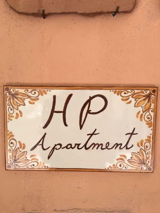 شقة تاورمينا  في Hp Apartament 0*,